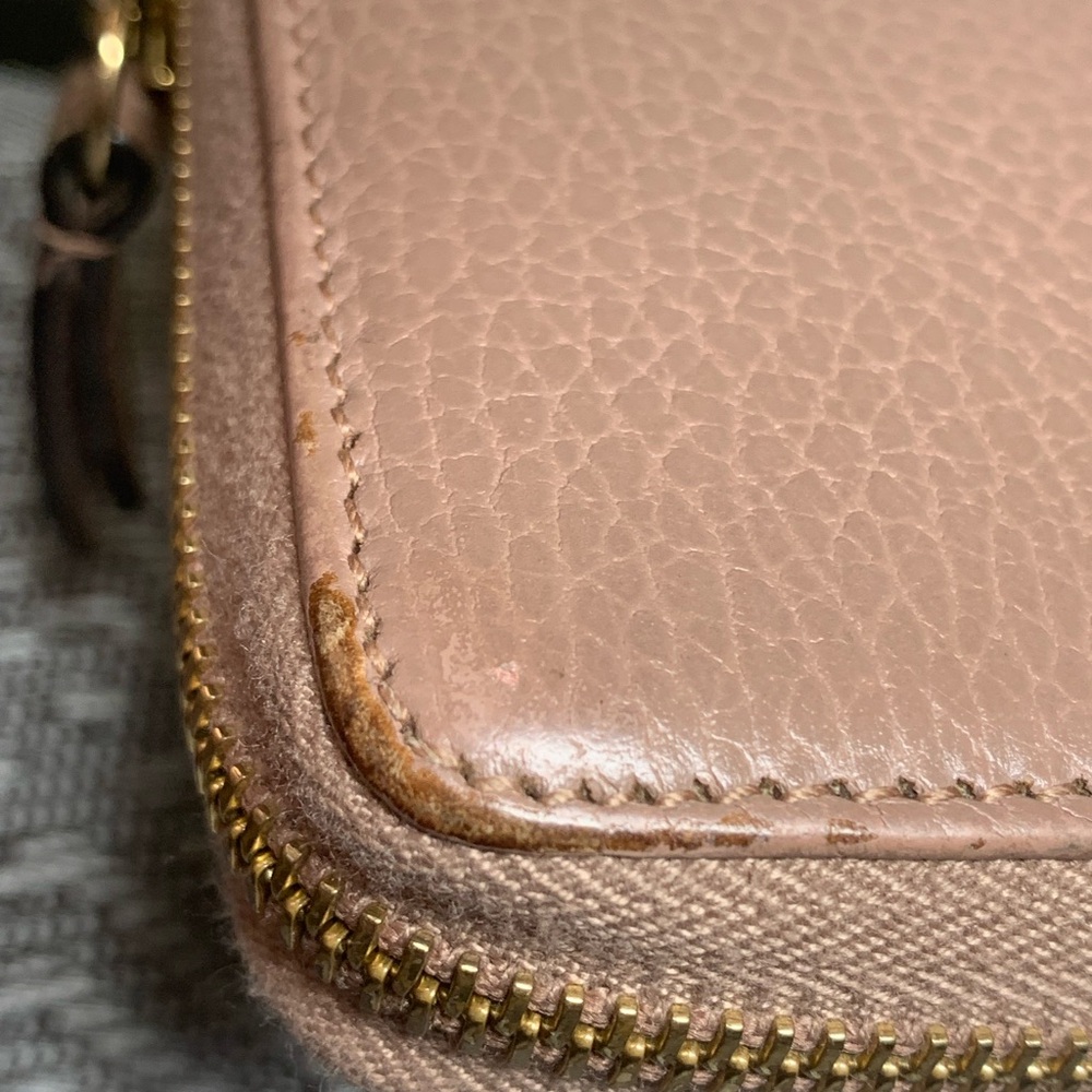 Beautiful Authentic Pre Owned Gucci Beige Leather Wallet - Picture 8 of 16